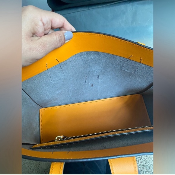 Dooney and Bourke Small Shannon Tote - Picture 5 of 9